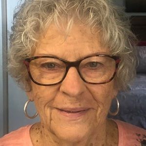 Meet your Posher, Sharon